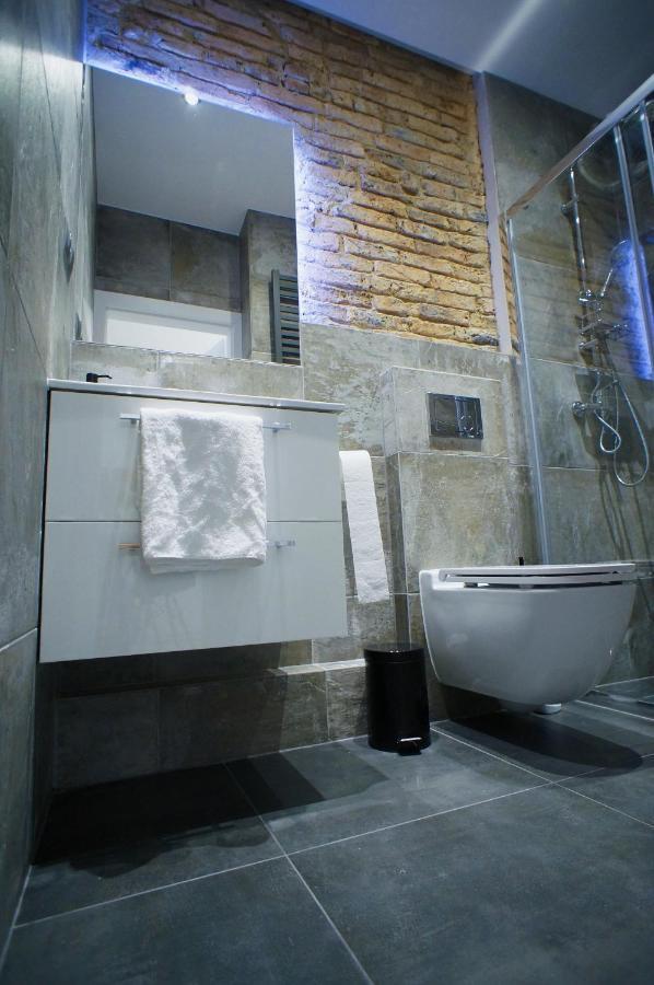 Modern Apartment In The City Center Katowice Kültér fotó