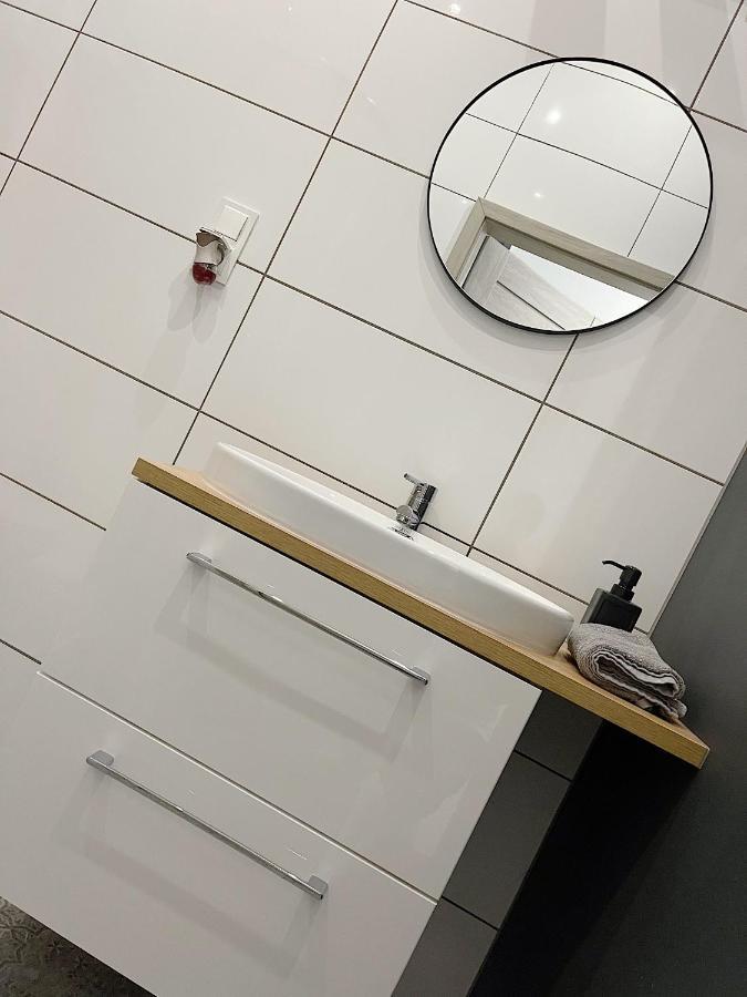 Modern Apartment In The City Center Katowice Kültér fotó